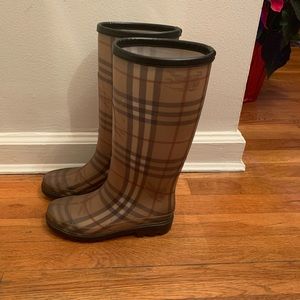 Burberry rain boots